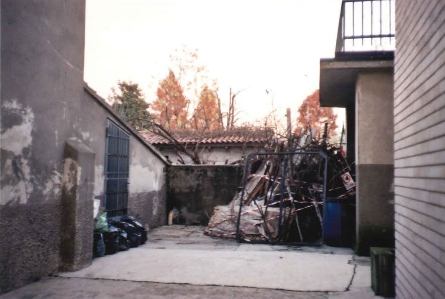 Area zona Ponte Lambro prima della bonifica